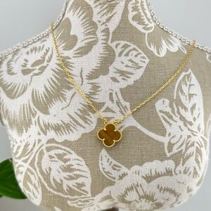 Lucky Alhambra Clover Pendant Necklace Gold & Tiger’s Eye with logo and box